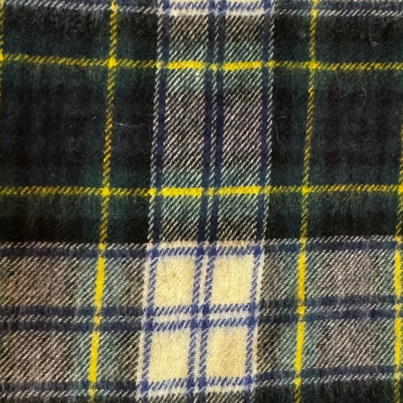 SCOTTISH EXPERIENCE LAMBSWOOL Highland Tartan Clan Plaid Scarf Fringe Blue White - Picture 12 of 12